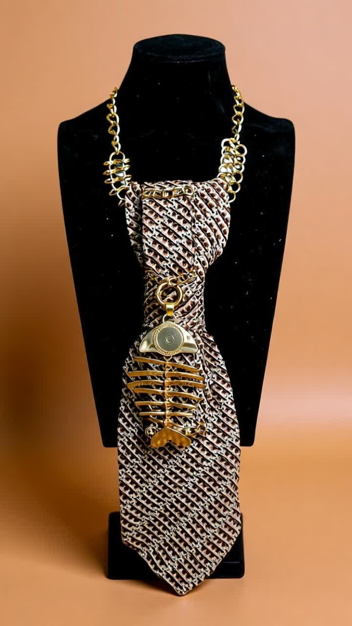 Cravatta Gioiello Gold Fish componibile e design unico