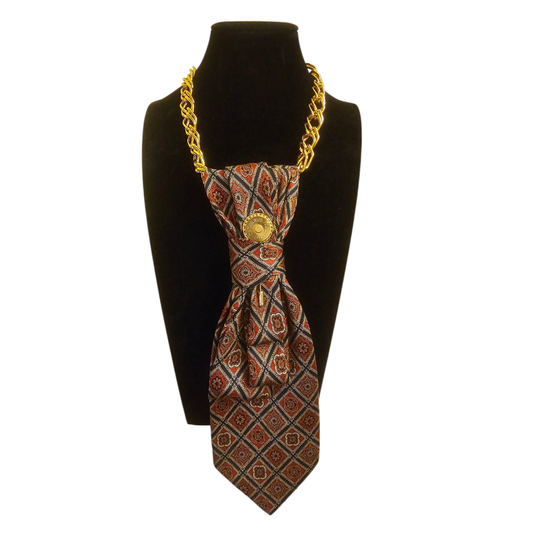 Cravatta Gioiello Vintage Rosso Reale Claudia De Rosa Jewelry – collana trasformabile in tessuto rosso con frange dorate, design magnetico artigianale made in Italy