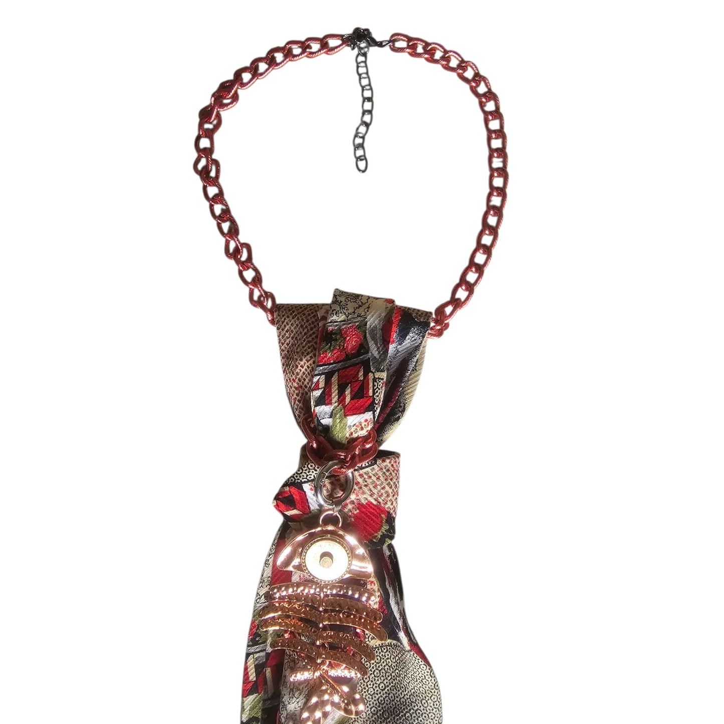 Dettaglio nodo e collana della Cravatta Gioiello Rose Gold regolabile by claudia de rosa jewelry